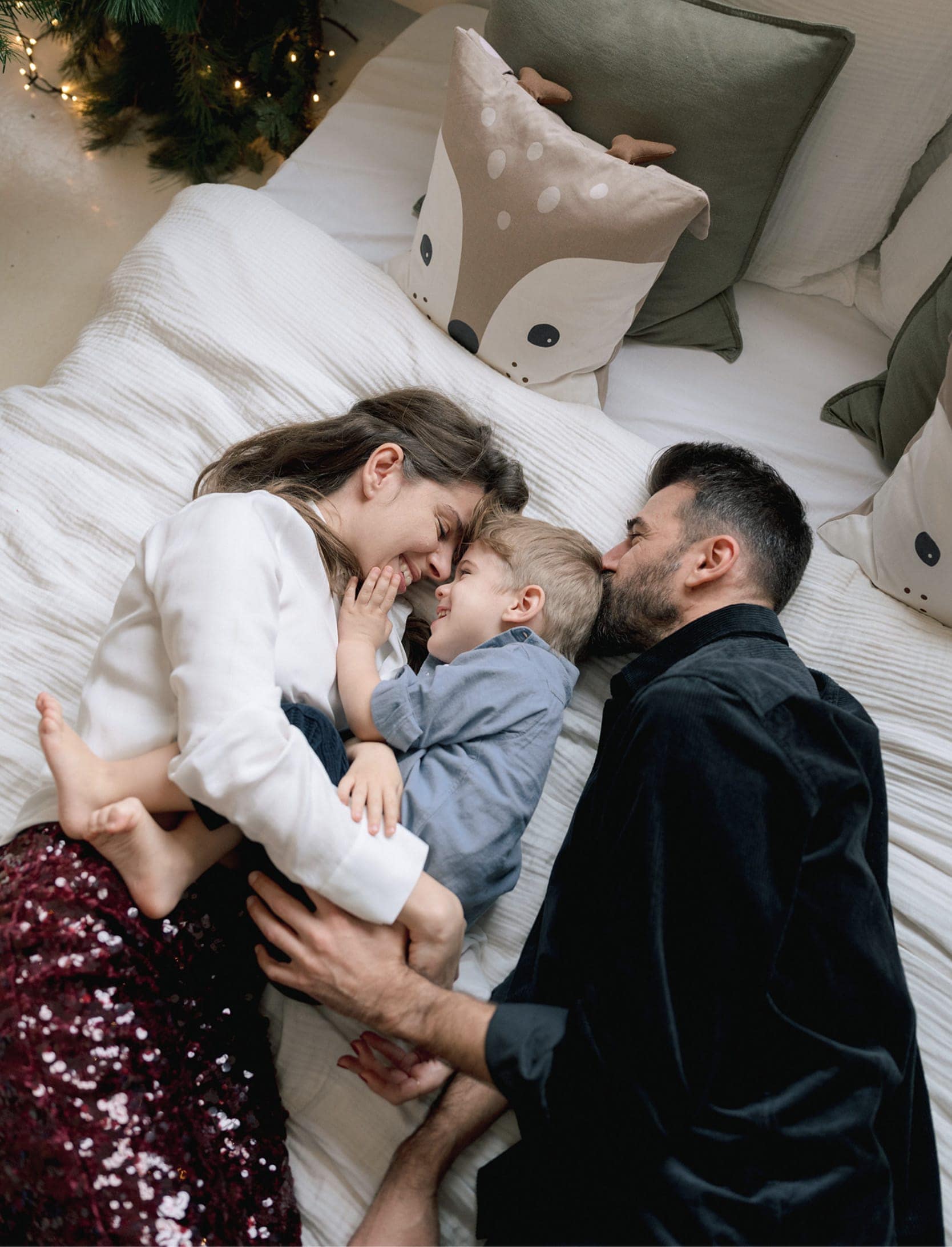 Ședință foto de Crăciun în familie: Isabelle, Răzvan & Carol